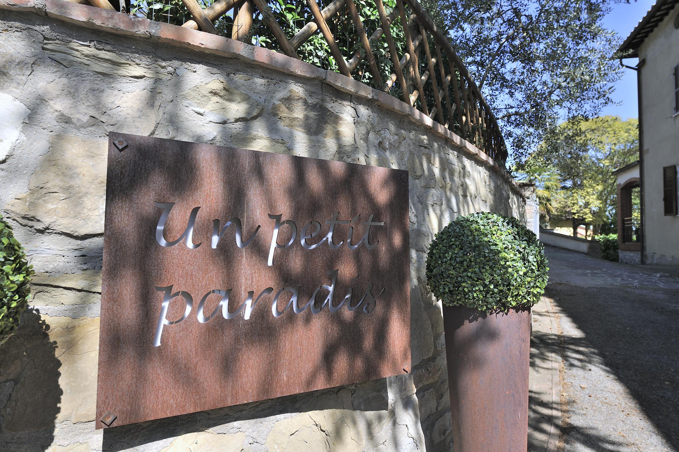 Un Petit Paradis Castiglione della Valle Exterior foto