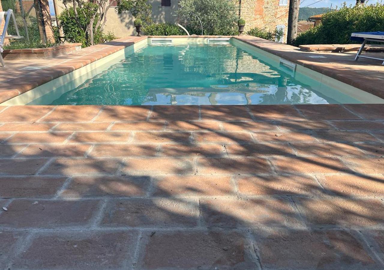 Un Petit Paradis Castiglione della Valle Exterior foto