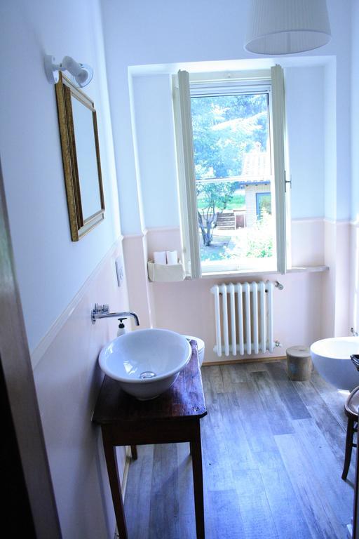 Un Petit Paradis Castiglione della Valle Exterior foto