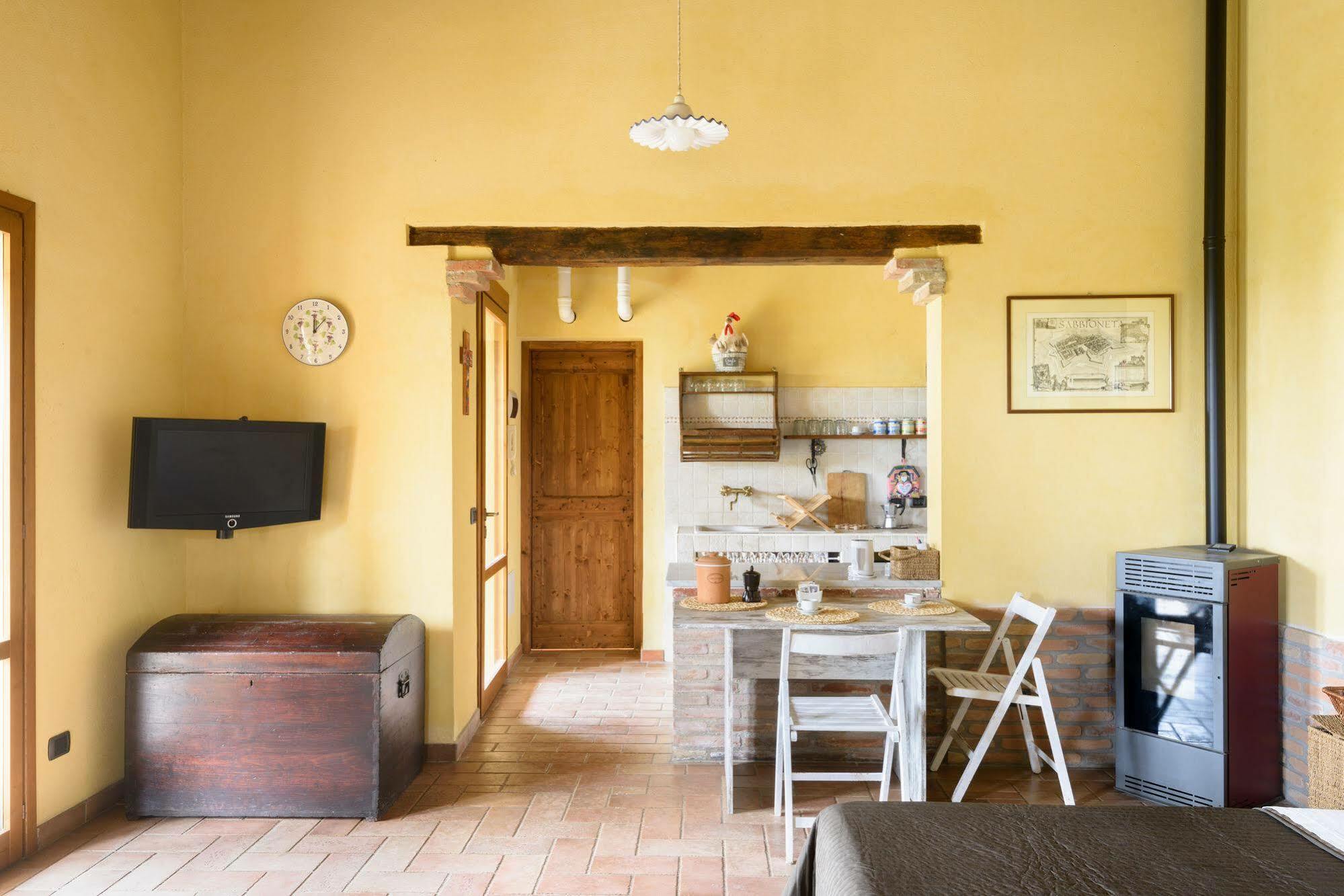 Un Petit Paradis Castiglione della Valle Exterior foto