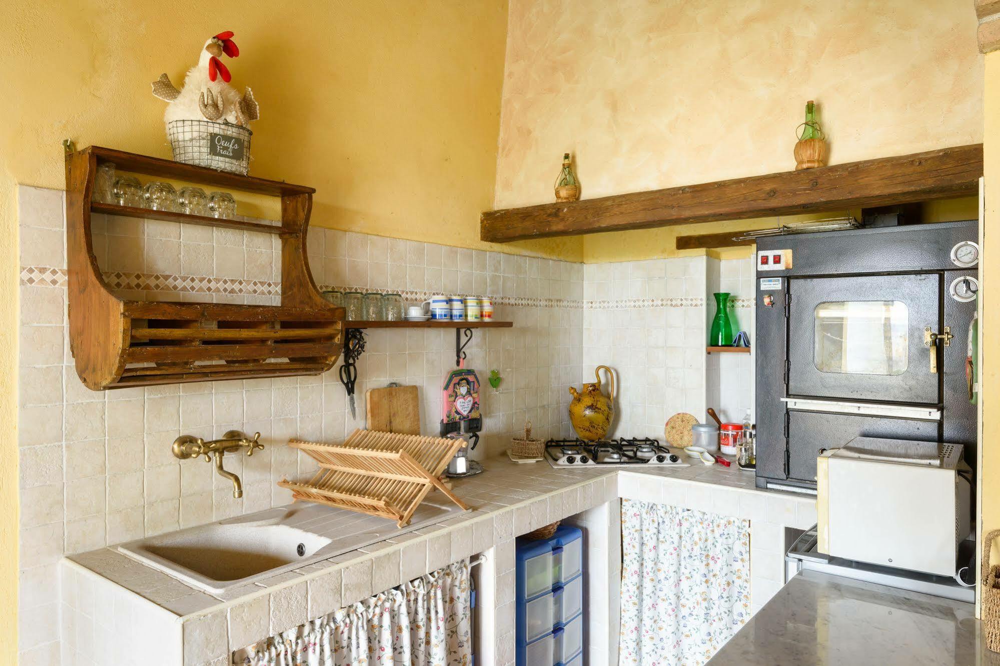 Un Petit Paradis Castiglione della Valle Exterior foto