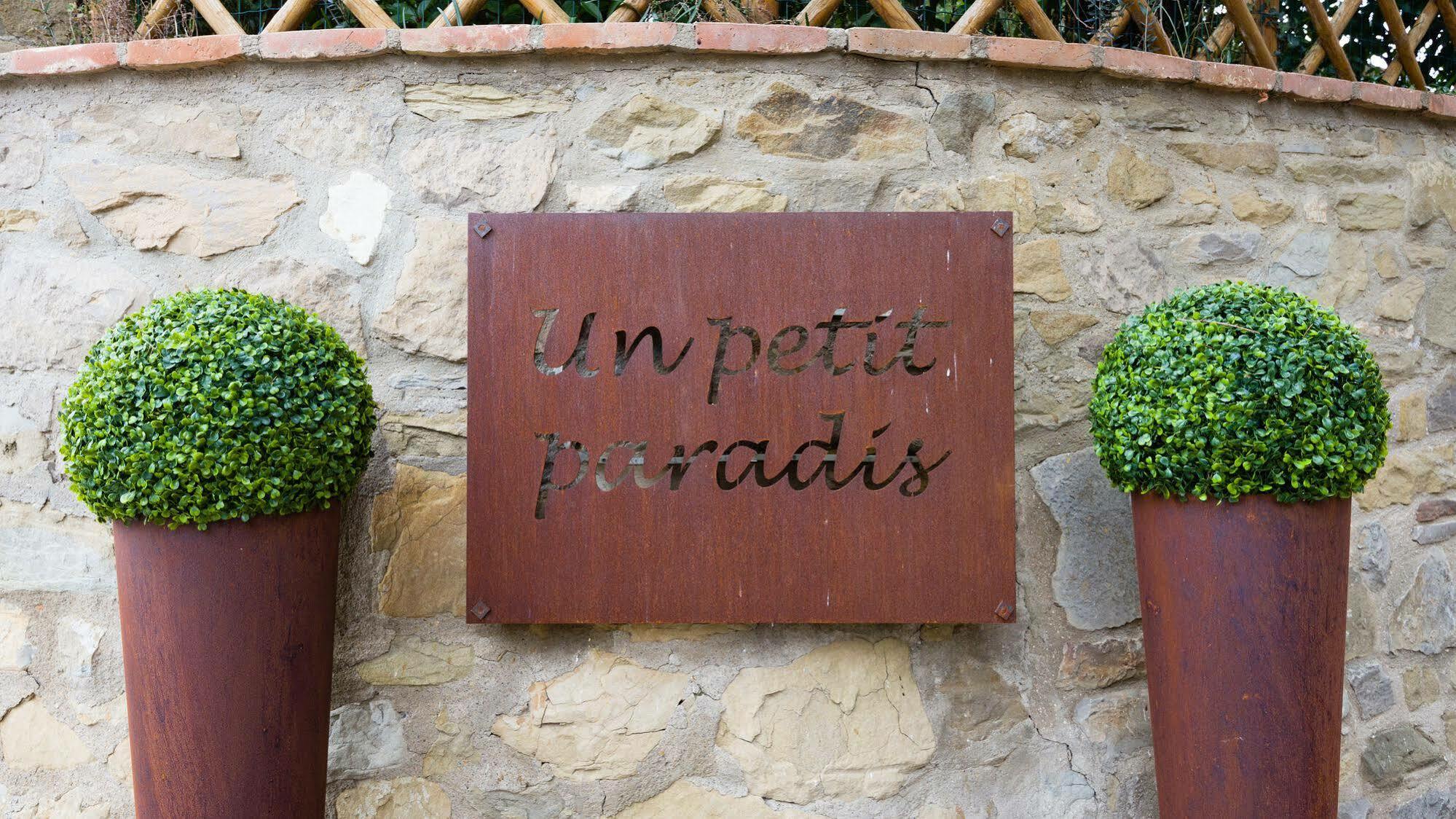Un Petit Paradis Castiglione della Valle Exterior foto